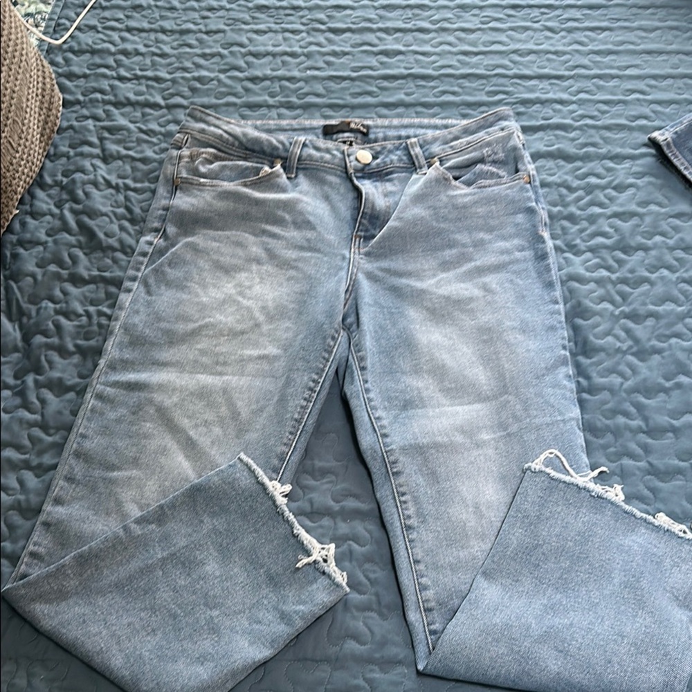 Women's Light Blue Jeans